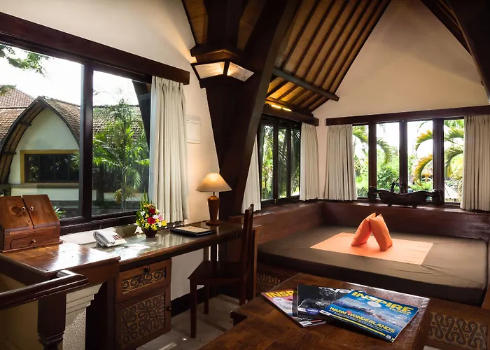 Lumbung Bali リゾート 4*
